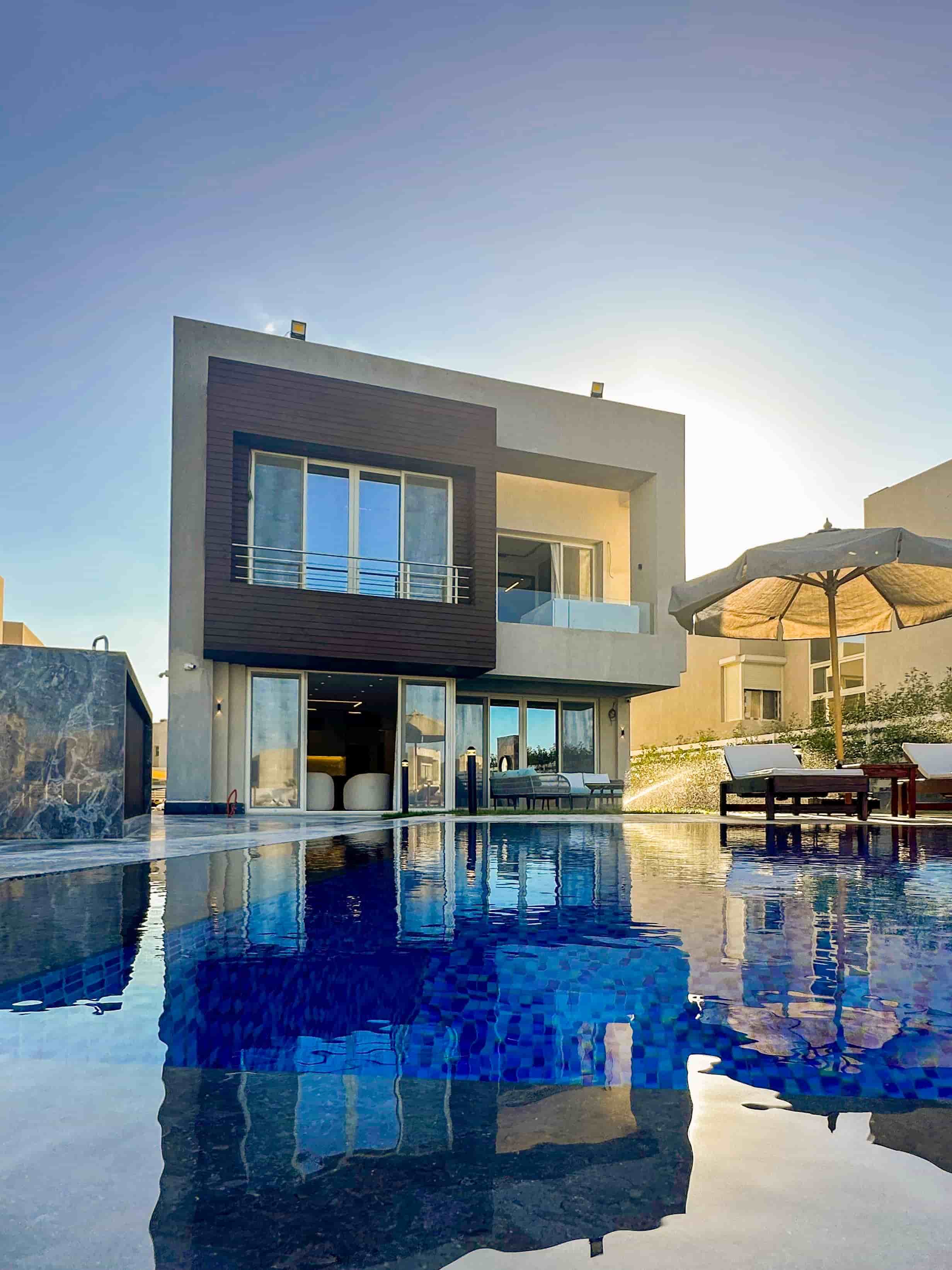 Hacienda Bay - Standalone water villa